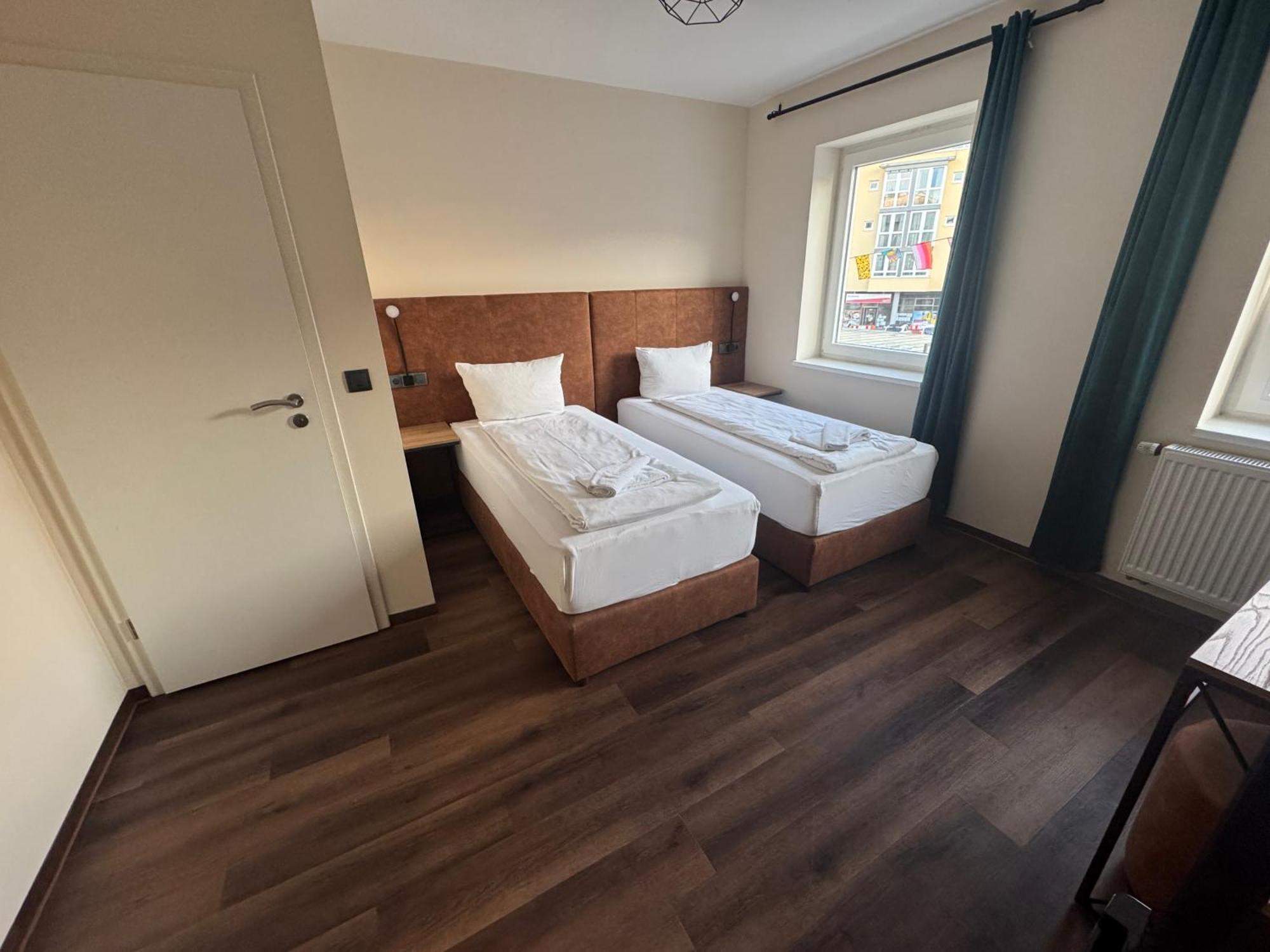 Hotel Capitol Zentrum - 24h - 3*